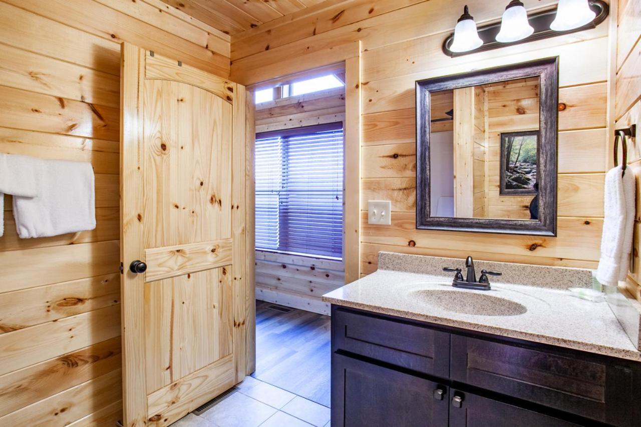Swimming Bears Lodge 1 With Indoor Pool And Hot Tub Pigeon Forge Exteriér fotografie