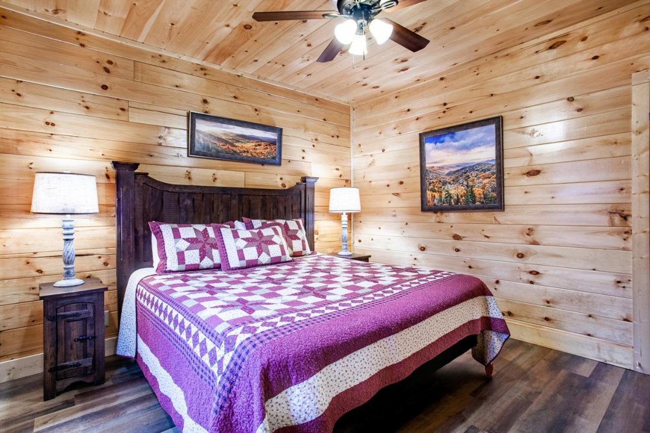 Swimming Bears Lodge 1 With Indoor Pool And Hot Tub Pigeon Forge Exteriér fotografie