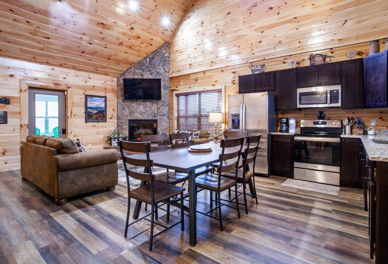 Swimming Bears Lodge 1 With Indoor Pool And Hot Tub Pigeon Forge Exteriér fotografie